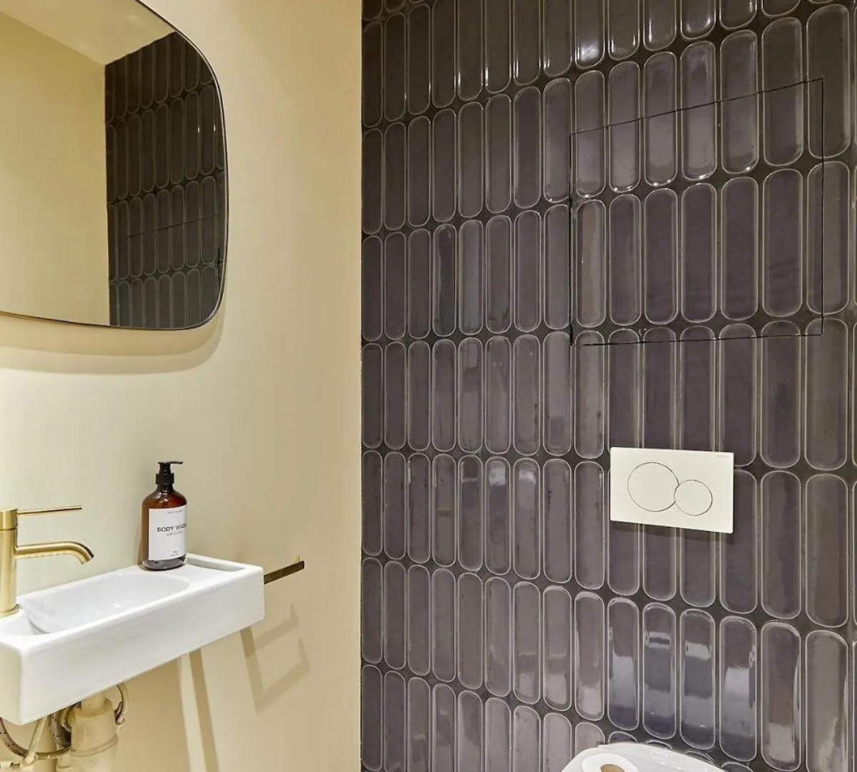 Incredible Ac Apartment 3 Bedrooms Center Of Paris By Studio Prestige 0*,