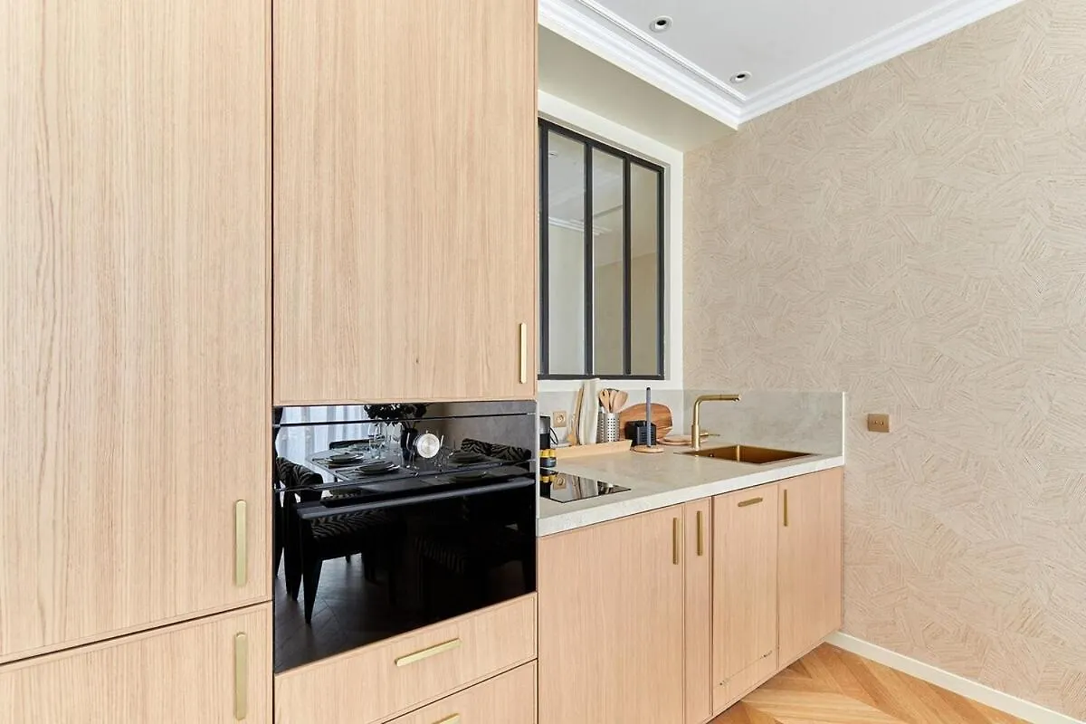 Incredible Ac Apartment 3 Bedrooms Center Of Paris By Studio Prestige