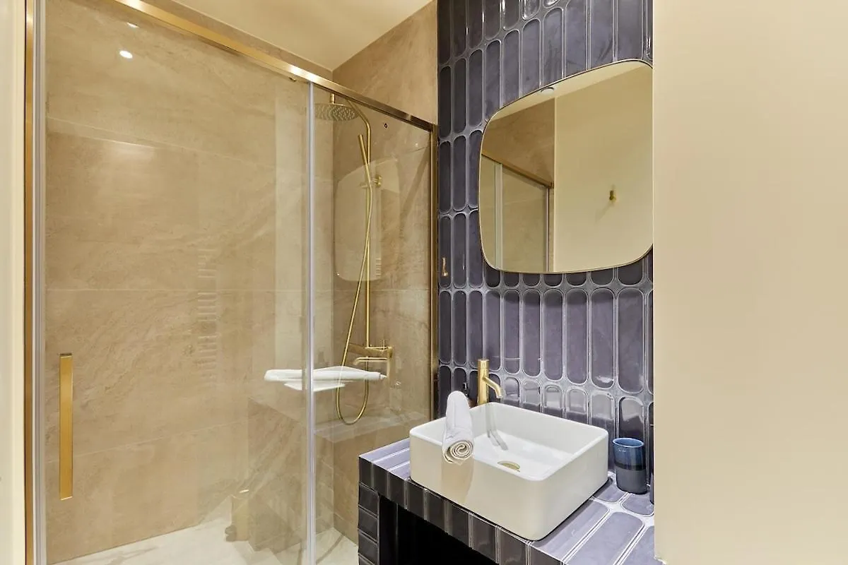 Incredible Ac Apartment 3 Bedrooms Center Of Paris By Studio Prestige