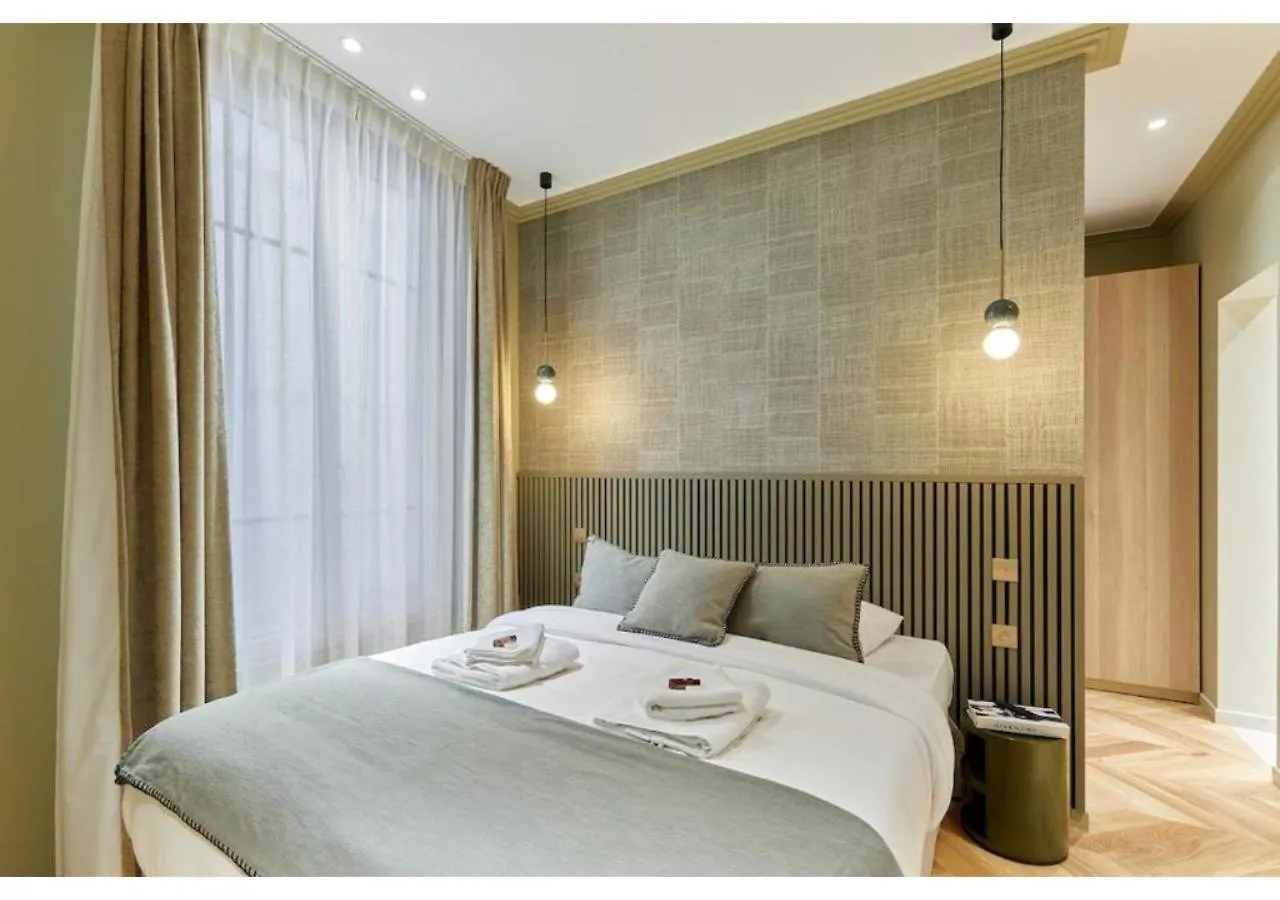 Incredible Ac Apartment 3 Bedrooms Center Of Paris By Studio Prestige