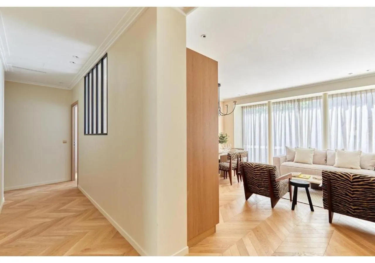 Incredible Ac Apartment 3 Bedrooms Center Of Paris By Studio Prestige France