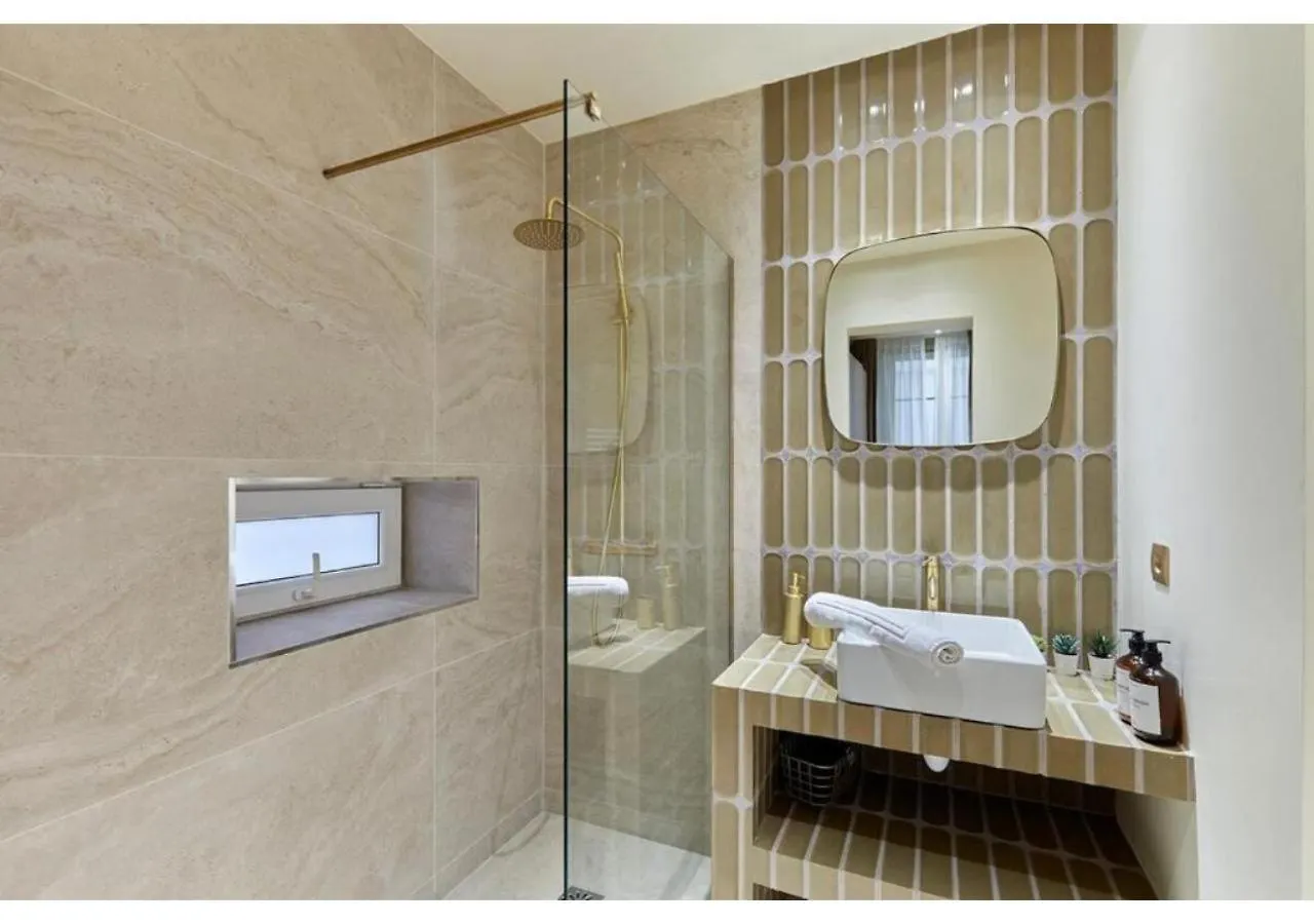 Incredible Ac Apartment 3 Bedrooms Center Of Paris By Studio Prestige